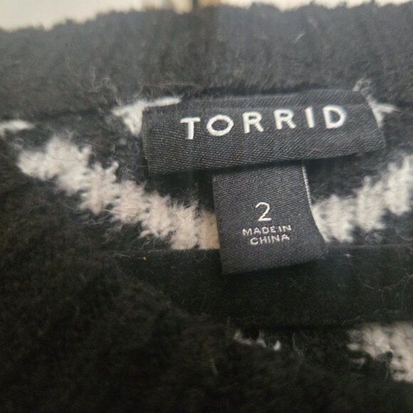 Torrid vegan cashmere fairisle pul sweater size 2 black and white heart sweater - Picture 5 of 8